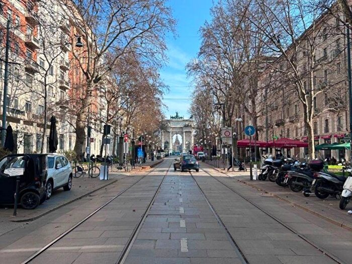 Appartamento bilocale in affitto in Via Agostino Bertani, Arco della Pace, Milano