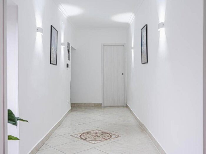 Appartamento quadrilocale in affitto in Via Santa Maria Antesaecula, Sanità, Napoli