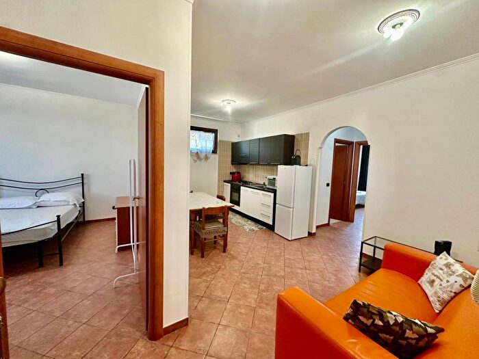 Appartamento trilocale in affitto in Via Monte Sisemol, Isola Sacra, Fiumicino