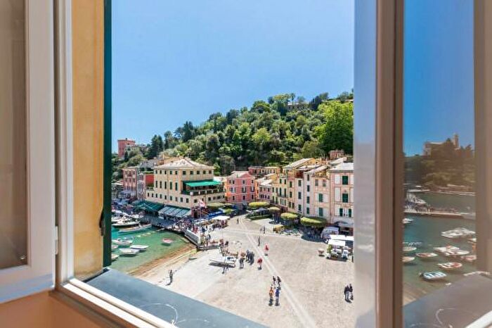 Appartamento quadrilocale in vendita in Piazza della Libertà, Portofino