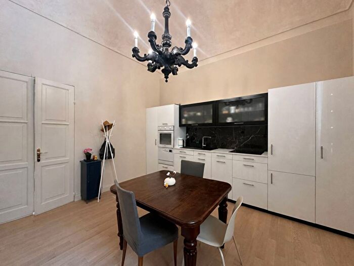 Appartamento bilocale in affitto in Strada Conservatorio, Centro Storico, Parma