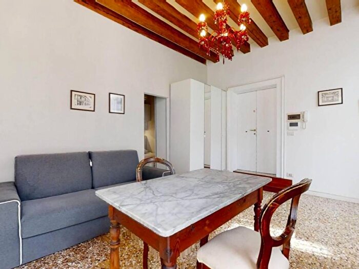 Appartamento quadrilocale in affitto in San polo, San Polo, Venezia