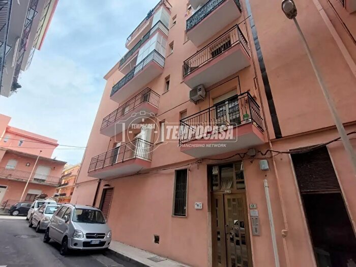 Appartamento con 5 locali in vendita in Via Gaeta, Milazzo