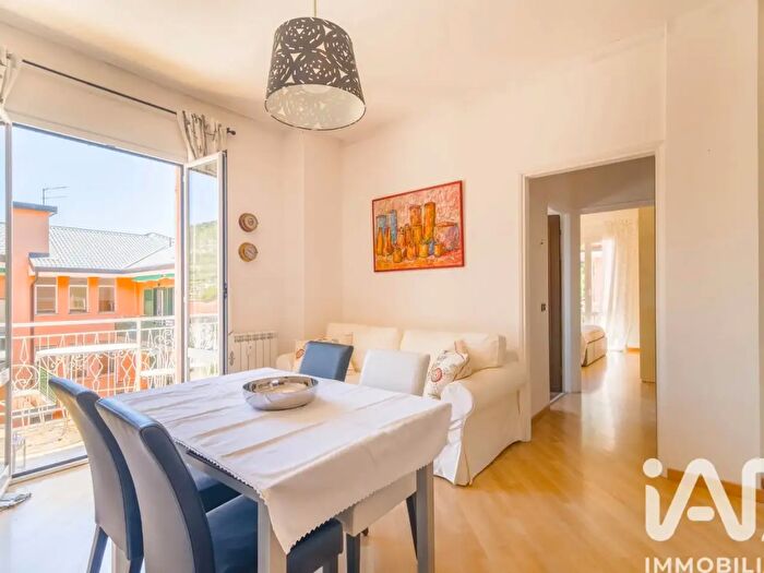 Appartamento bilocale in vendita in Via Vittorio Emanuele II, Toirano