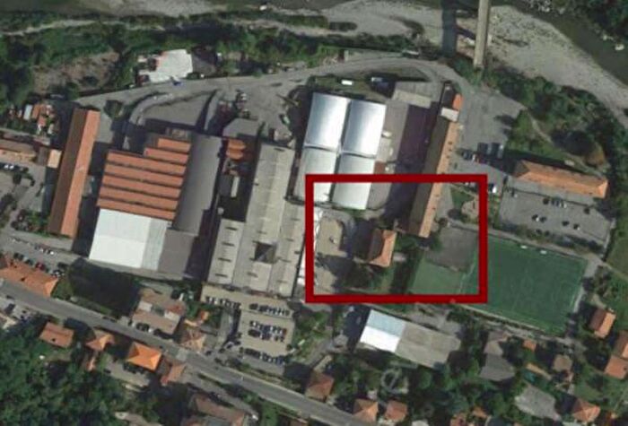 Casa con 6 locali in vendita in Via Isorelle, Savignone