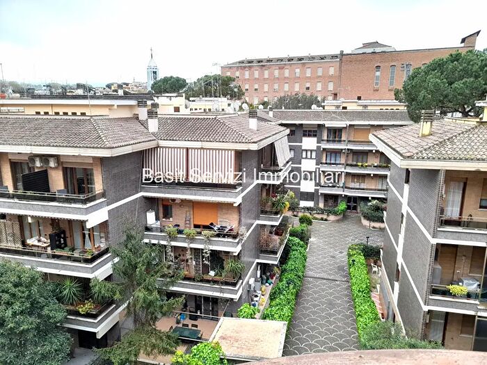 Appartamento bilocale in vendita in Viale Vaticano, Roma