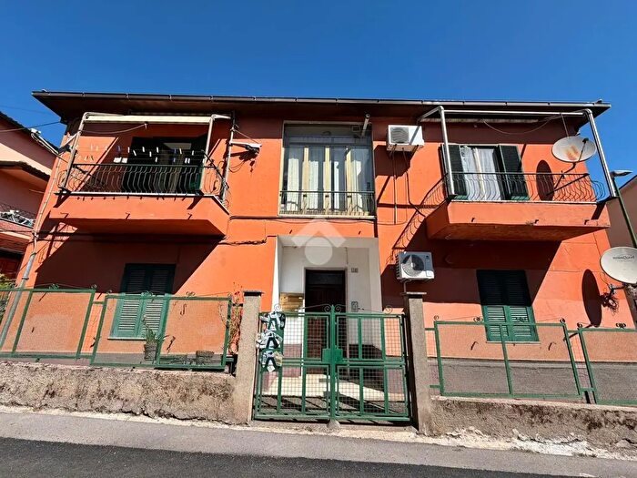 Appartamento trilocale in vendita in Via Achille Grandi, Colleferro