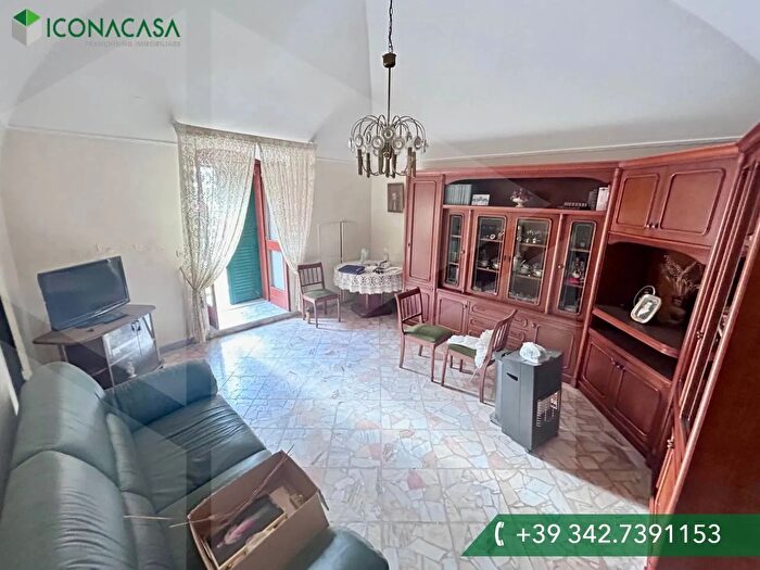 Casa trilocale in vendita in Via Mazzini, Bitonto