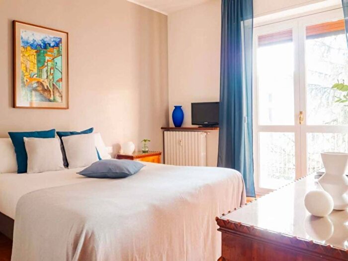 Appartamento quadrilocale in affitto in Via Lattanzio, Lodi Brenta, Milano