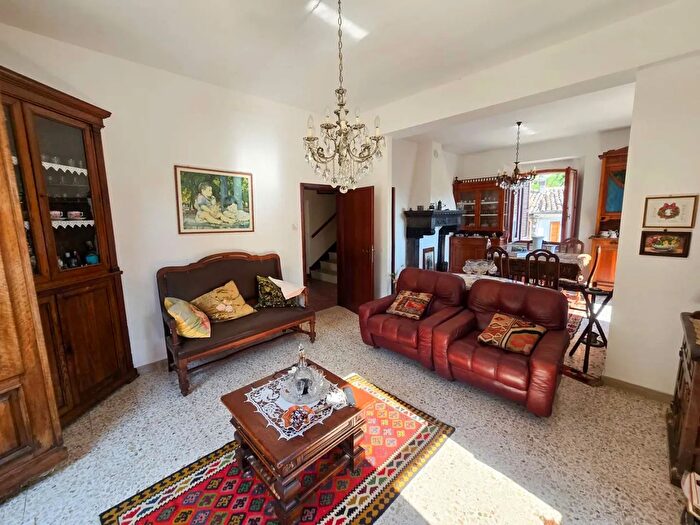 Casa con 7 locali in vendita in Via Borgo, Monte Cerignone