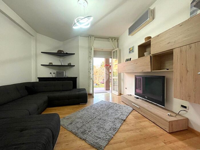 Appartamento quadrilocale in vendita in Via Friuli, Terni