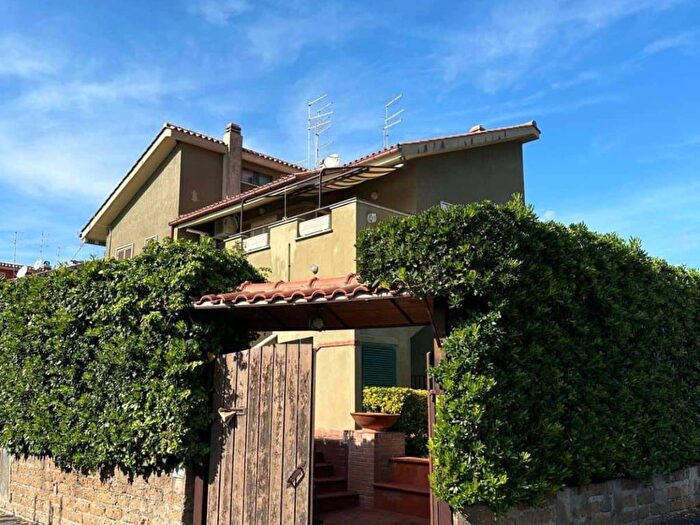 Appartamento quadrilocale in affitto in Via Alfredo Sagripanti, Centro, Cerveteri