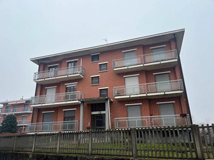 Appartamento quadrilocale in affitto in Via Carignano, Villastellone