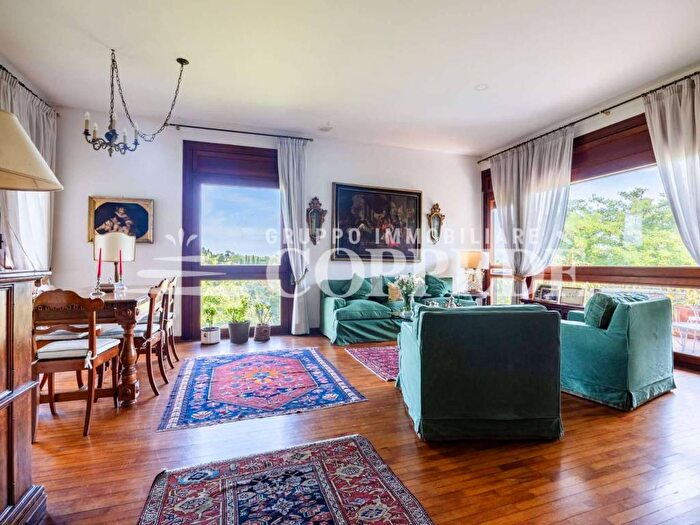 Appartamento con 6 locali in vendita in via Della Camilluccia, Camilluccia Farnesina, Roma
