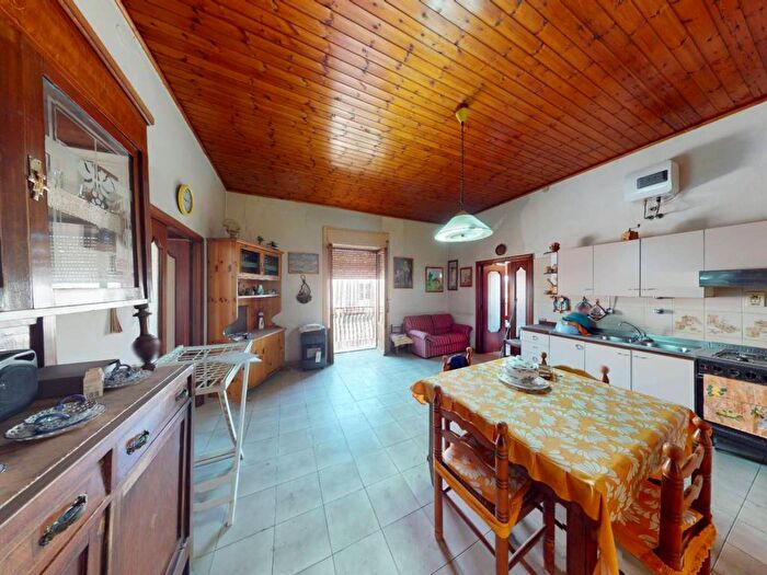 Appartamento quadrilocale in vendita in Via Mariano Semmola, Brusciano