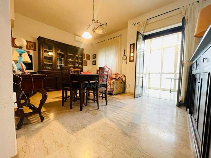 Appartamento quadrilocale in affitto in Corso Martiri della Libertà, Corso Sicilia Fiera, Catania