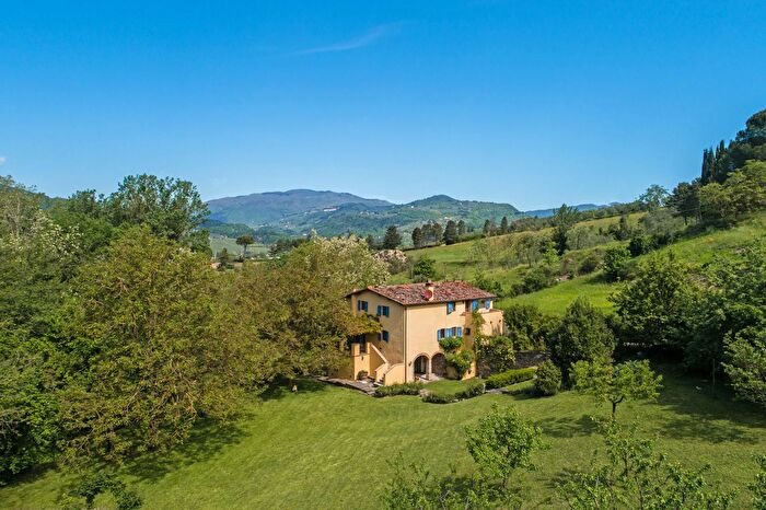 Casa in vendita in Rufina