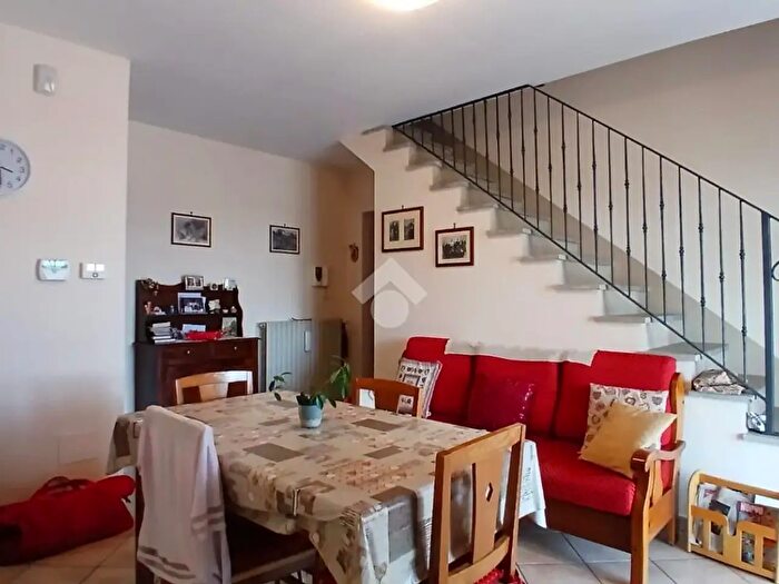 Appartamento quadrilocale in vendita in Via Martiri della Liberta', Castagnole Piemonte