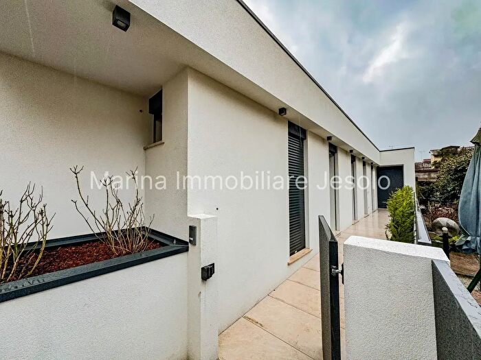 Appartamento trilocale in vendita in Via Nazario Sauro, San Dona Di Piave