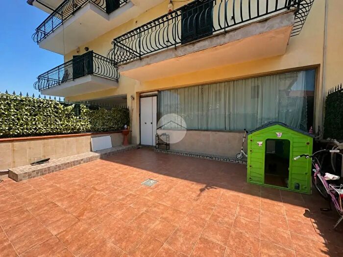 Casa con 5 locali in vendita in Via Bologna, Villaricca