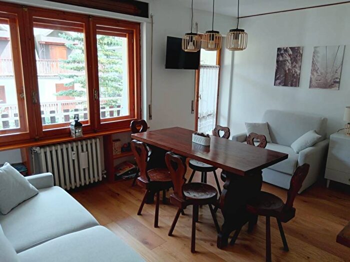 Appartamento bilocale in affitto in Piazza III Reggimento Alpini, Sauze dOulx