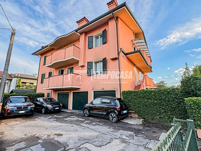 Appartamento quadrilocale in vendita in Via Cesenatico a, Cesenatico