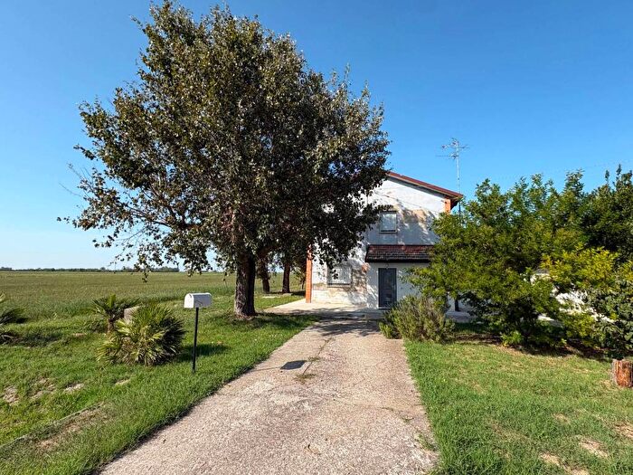 Casa quadrilocale in affitto in Argenta