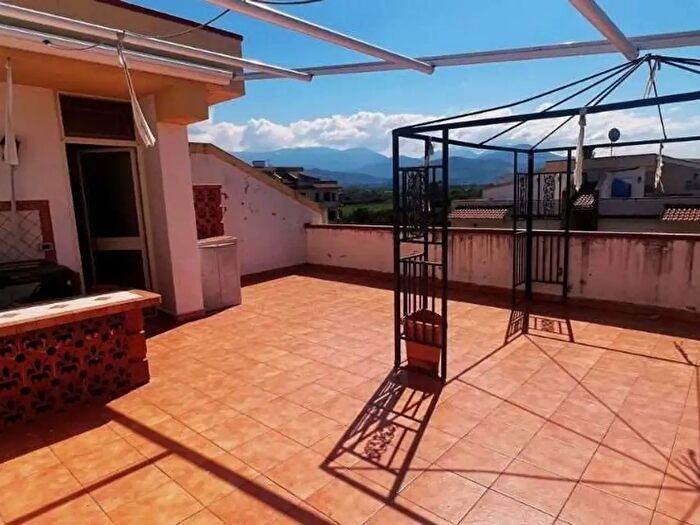 Appartamento trilocale in vendita in Via Campo Volo, Scalea