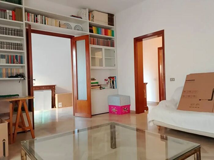 Appartamento quadrilocale in vendita in Uigi Russo, Empoli