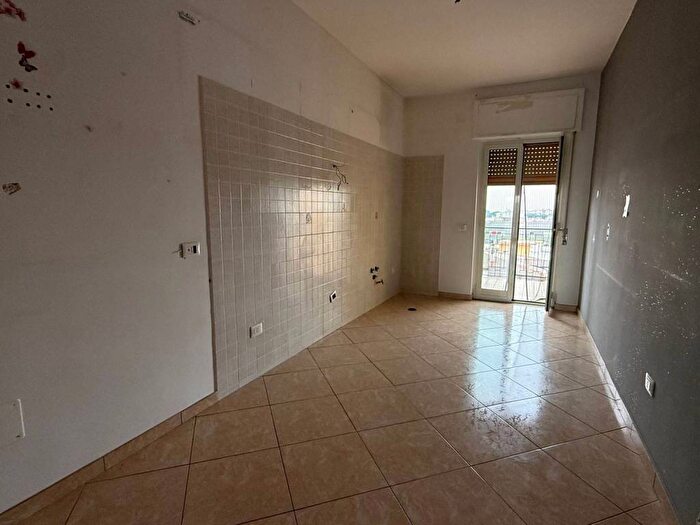 Appartamento trilocale in affitto in Via Colonne, Giardini Oasi Sacro Cuore, Giugliano in Campania