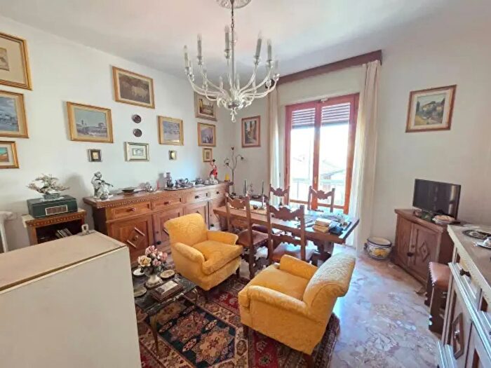 Appartamento quadrilocale in vendita in Via Iacopo Chimenti, Firenze