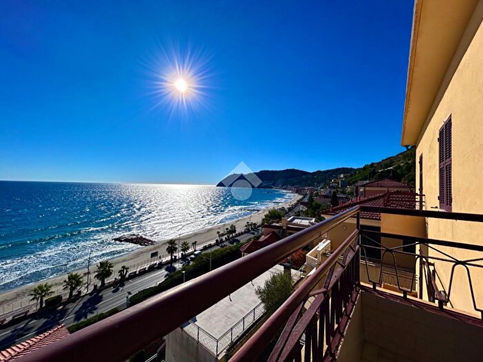 Appartamento bilocale in vendita in Via Concezione, Laigueglia