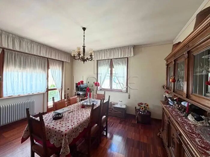 Casa quadrilocale in vendita in Umbertide