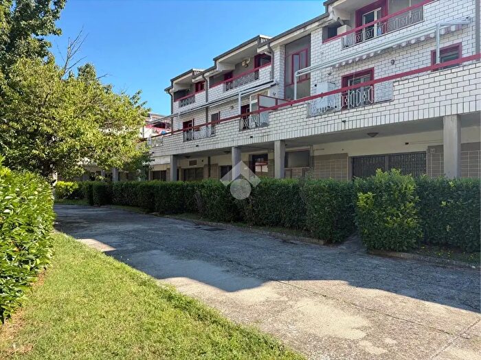 Appartamento quadrilocale in vendita in Via S Ormisda, Venafro