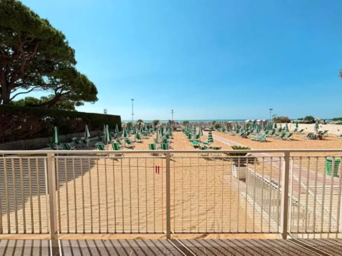 Appartamento con 5 locali in vendita in Via Zara, Jesolo