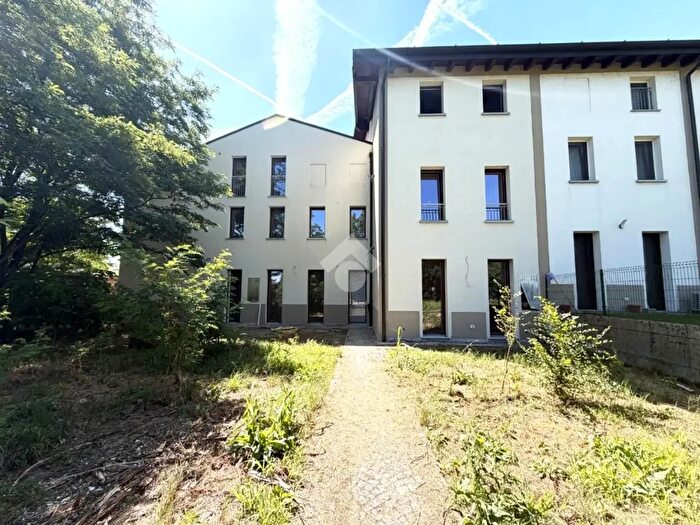 Appartamento bilocale in vendita in V Dosso Baroardo, Castelverde