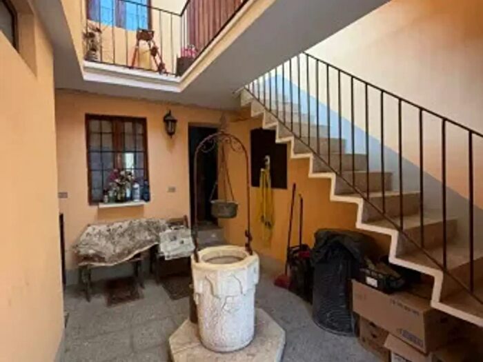 Casa quadrilocale in vendita in Via Tofane, Cremona