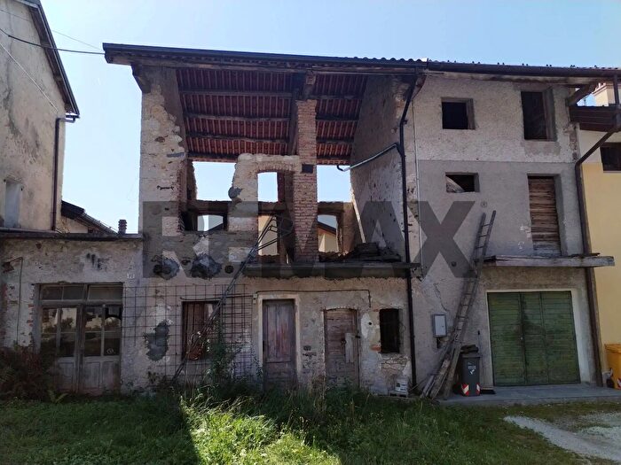Appartamento trilocale in vendita in Cesiomaggiore