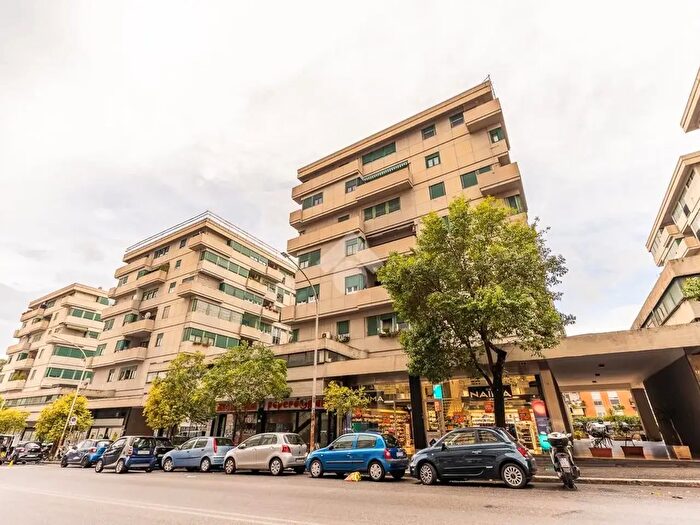 Appartamento bilocale in vendita in Via Vaglia, Roma