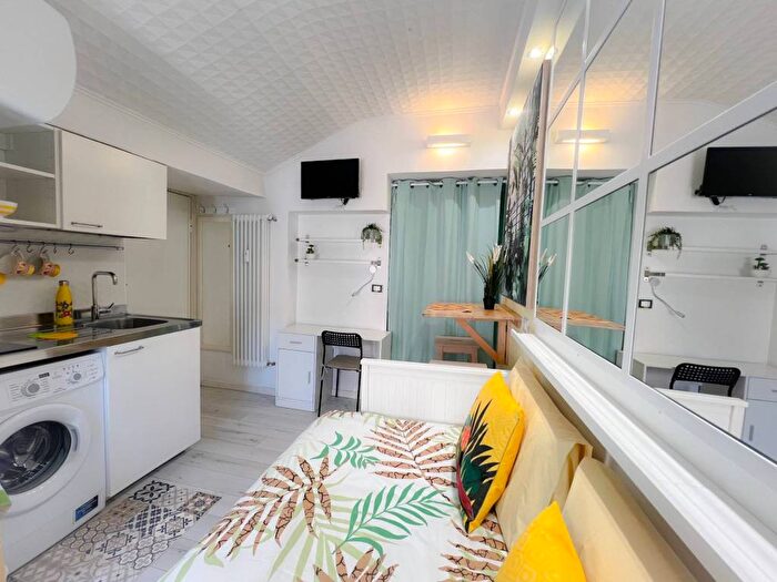 Appartamento monolocale in affitto in Via Vitruvio, Buenos Aires, Milano