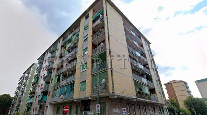 Appartamento trilocale in affitto in Via Vincenzo Gioberti, Rondò Torretta, Sesto San Giovanni