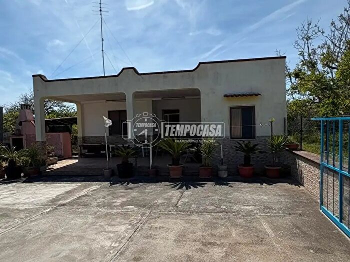 Casa trilocale in vendita in Via Fratelli Cervi Snc, Melendugno