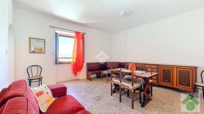 Appartamento bilocale in vendita in Piazza Risorgimento, Arzachena