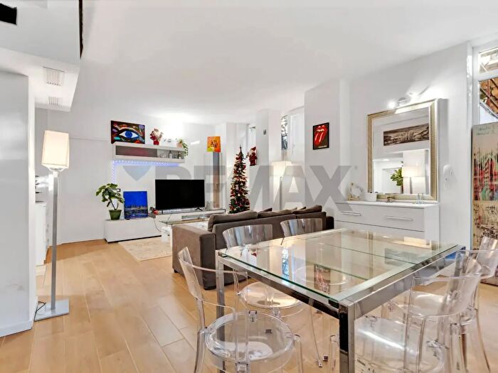 Appartamento con 6 locali in vendita in Via Stefanardo da Vimercate, Milano