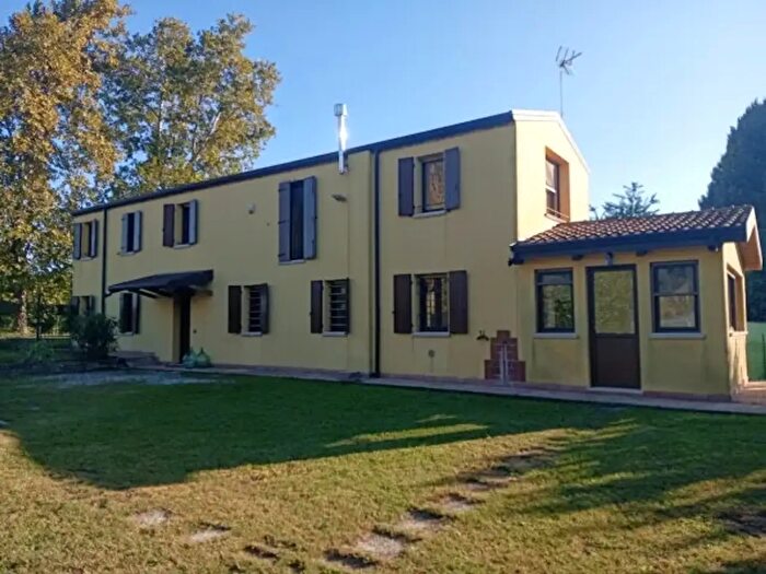 Casa con 5 locali in vendita in Fiscaglia