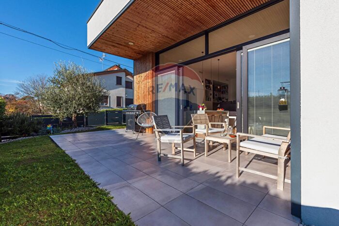 Casa trilocale in vendita in Via San Carpofaro, Clivio