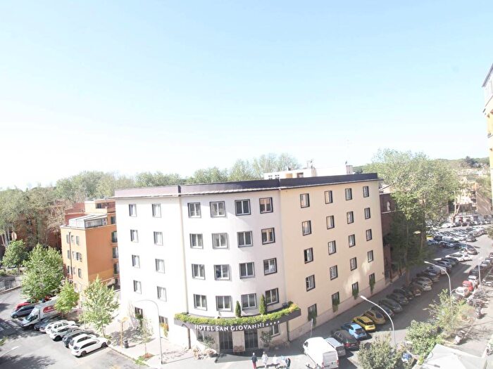 Appartamento bilocale in affitto in Via Licia, San Giovanni, Roma