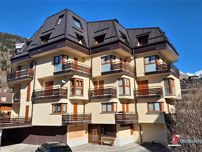 Appartamento con 5 locali in vendita in Viale Venezia, Ponte Di Legno