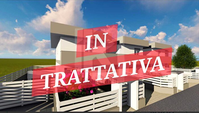 Casa quadrilocale in vendita in Via Madonini, Uboldo