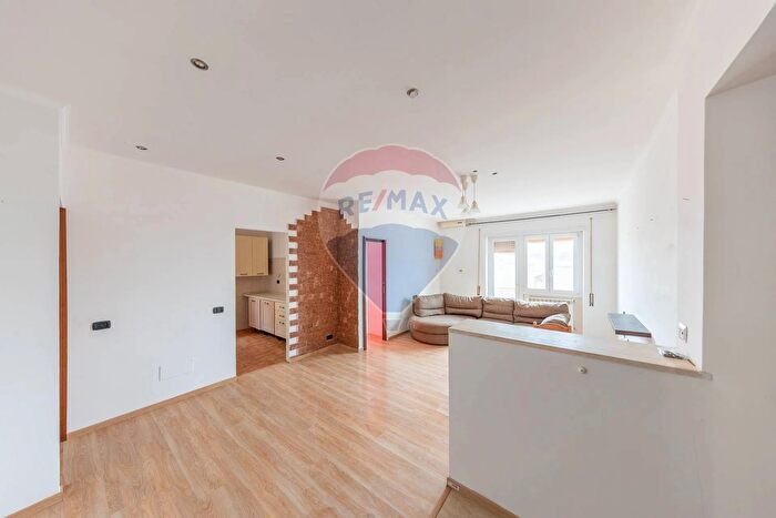 Appartamento quadrilocale in vendita in Via Valledoria, Fiumicino